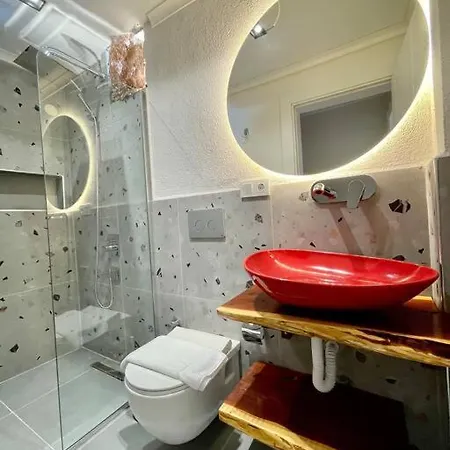 Havuzlu Apartman *